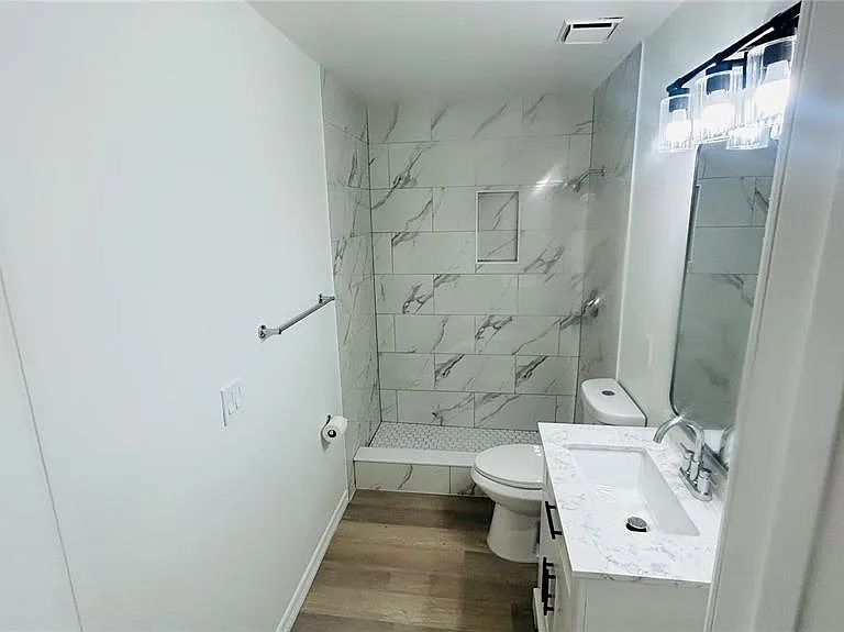 12121 Augusta Woods Cir — Photo 21