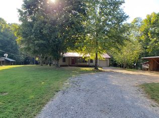 788 Hurricane Creek Rd, Stewart, TN 37175