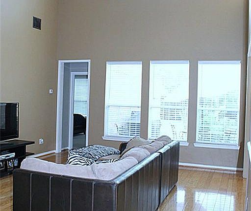 5th image of 3418 Bay Breeze Dr