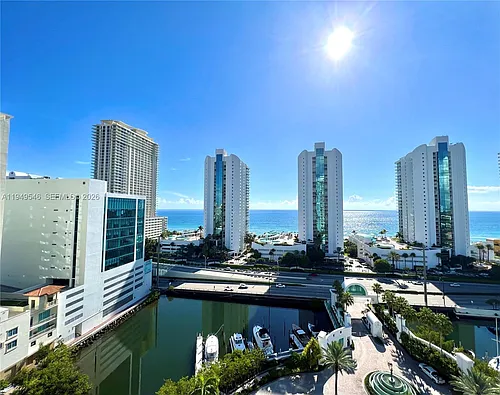 16400 Collins Ave Photo 1