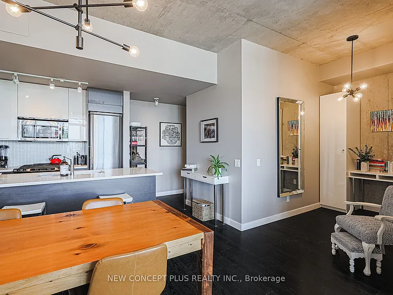 90 Broadview Ave #634 — Photo 11