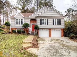 915 Fernwood Rd, Woodstock, GA 30189