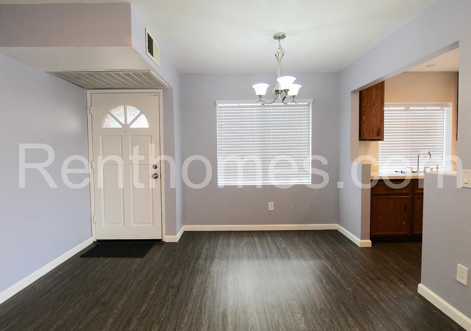 Sabre Springs, 13059 Wimberly Sq #130, AC, Comm Pool and Spa! — Photo 3