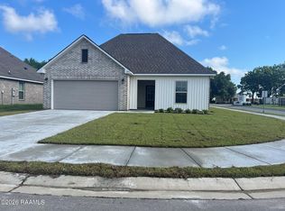 200 Nandina Dr, Scott, LA 70583