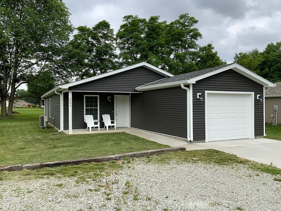 1st image of 2044 S County Road 767 E