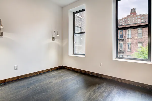 Rented by Oxford Property Group | media 8