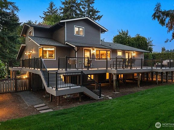 2nd image of 807 7th Avenue N