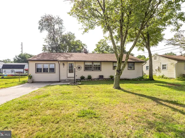 4 Grenlynne Dr, Grenloch, NJ 08032