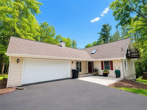 3271 Goff Rd, Corning, NY 14830