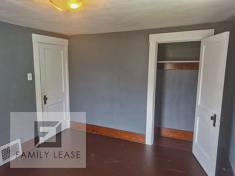 1100 Sherman Ave — Photo 20