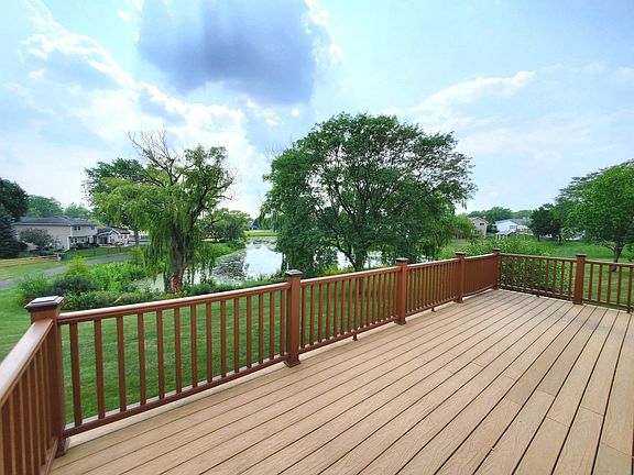 2nd image of 1325 Fortune Bay Ct