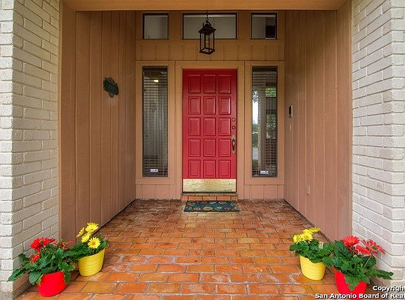 3rd image of 335 Woodway Forest Dr