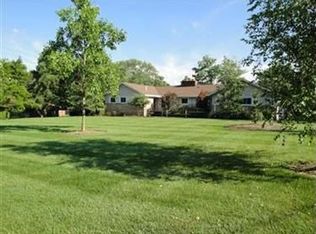 8800 Bramley Dr, Independence, OH 44131