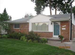 31541 Reid Dr, Warren, MI 48092