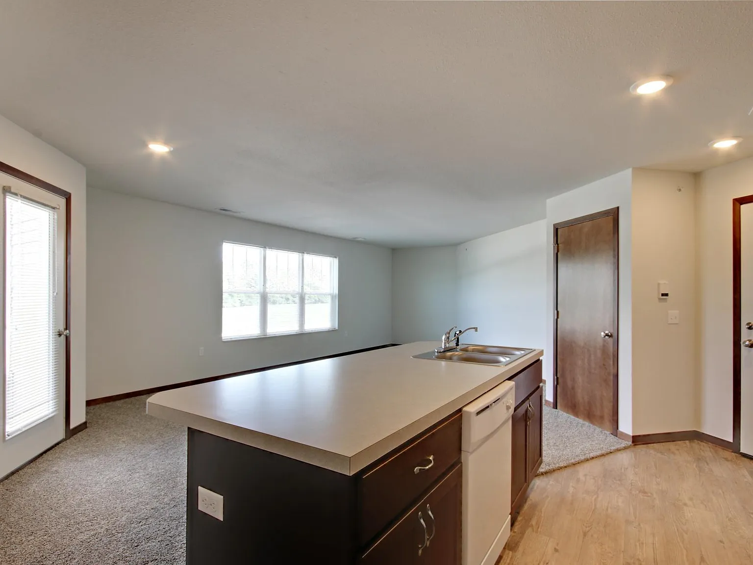 Blendon Dr, Hudsonville — Photo 1