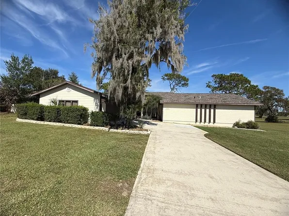 5544 Fairway Dr, Ridge Manor, FL 33523