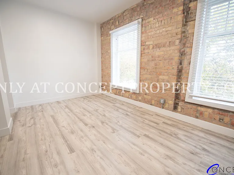 First Avenue Flats — Photo 81