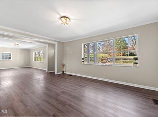 1200 Stillwell Dr, Knoxville, TN 37912