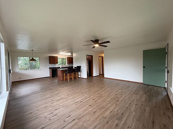 2nd image of 15-2074 29th Ave #Up
