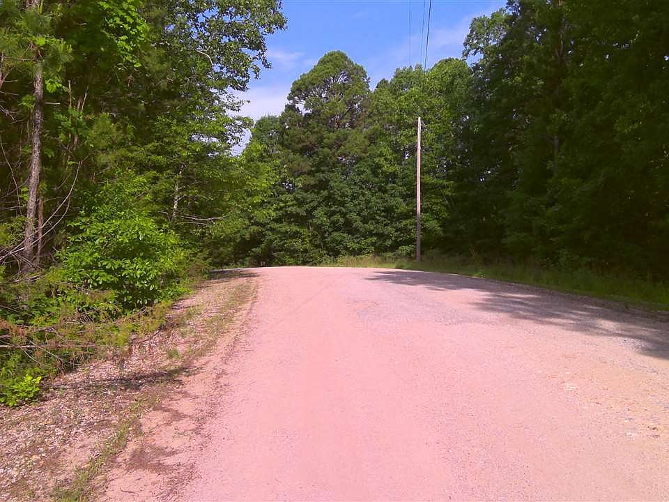 2nd image of Piney Ridge Rd