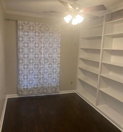 5th image of 975 Tavel Dr