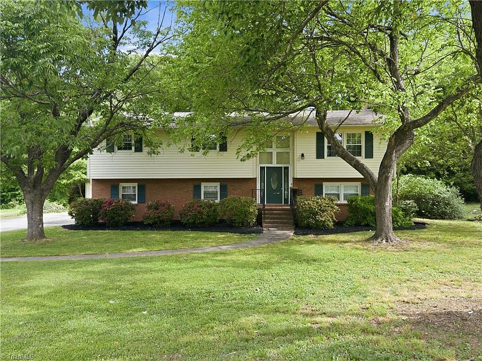 1st image of 146 Marajo Ct