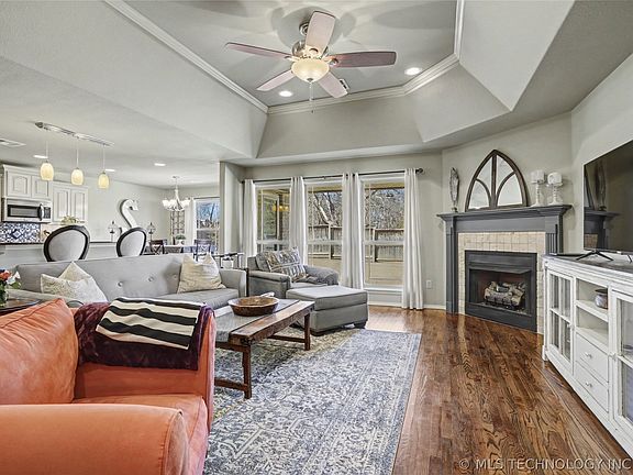 4th image of 14716 S Justin Ave