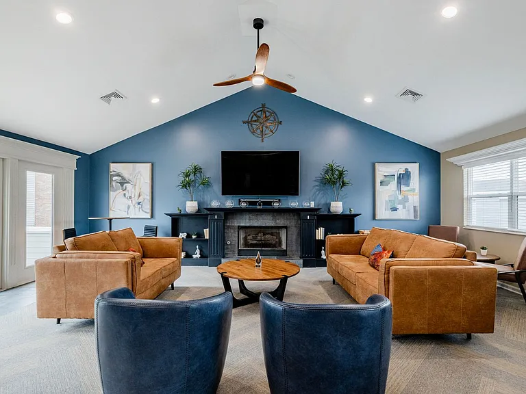 Compass Pointe — Photo 58