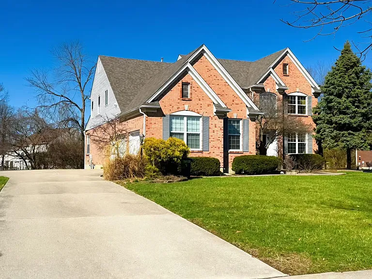 4907 Forest Ridge Dr — Photo 19