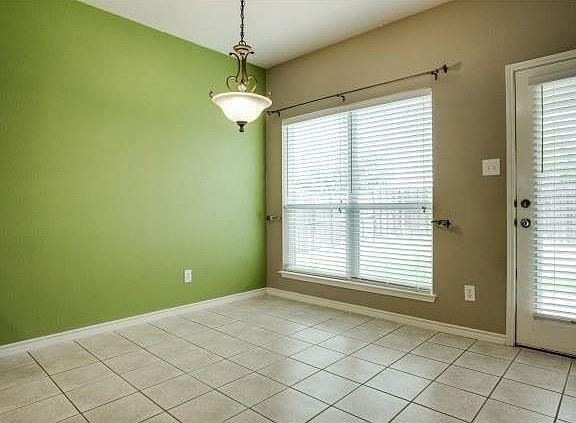 4th image of 3620 Lindale Dr