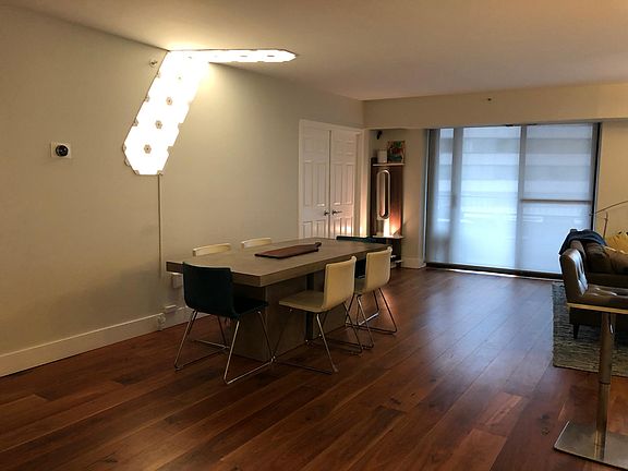 4th image of 1300 Crystal Dr APT 1401S