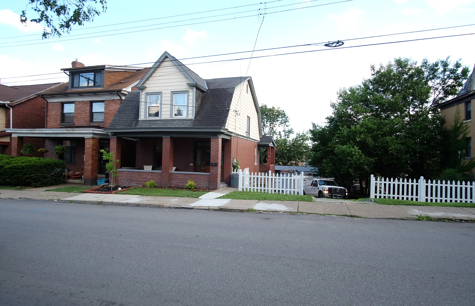 2736 Churchview Ave photo 1