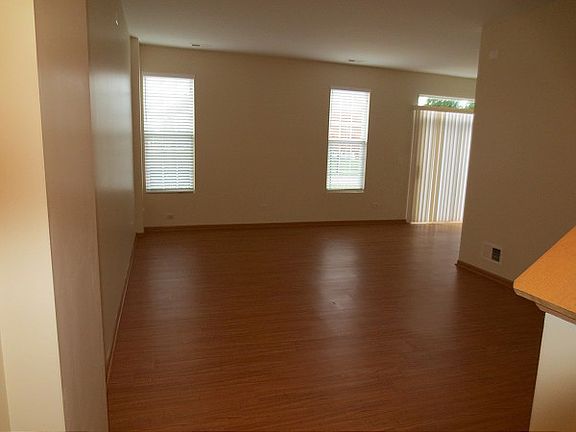 4th image of 5017 Corning Ct