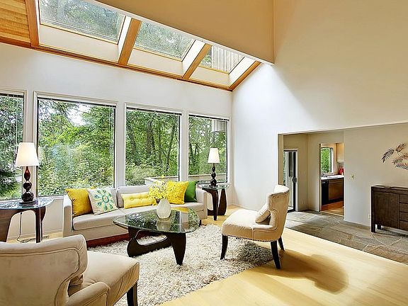 5th image of 4325 Carol Ln