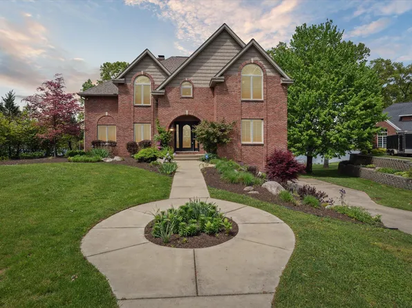 10436 Kings Point Dr, Three Rivers, MI 49093