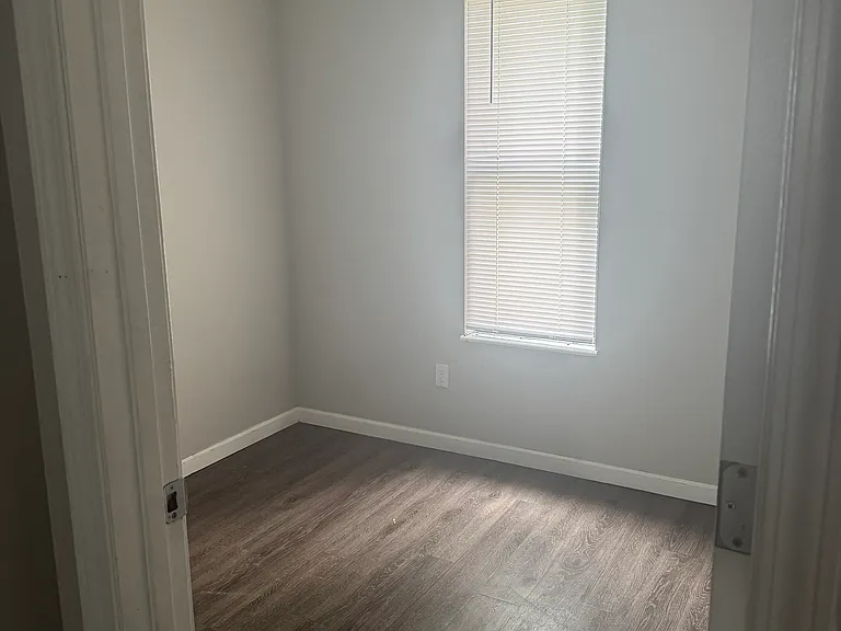 3207 Bailey Ave — Photo 4