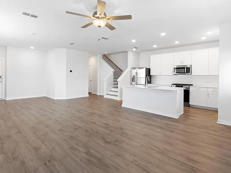 8132 Brocken St — Photo 1
