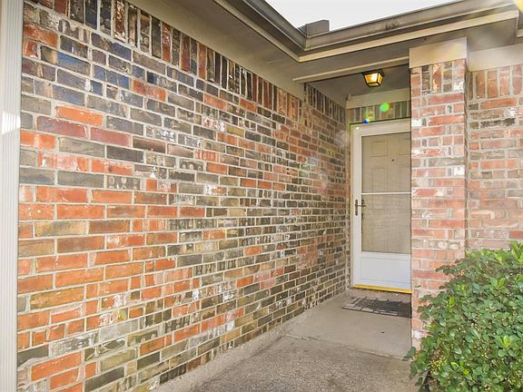5th image of 545 Barbara Jean Ln