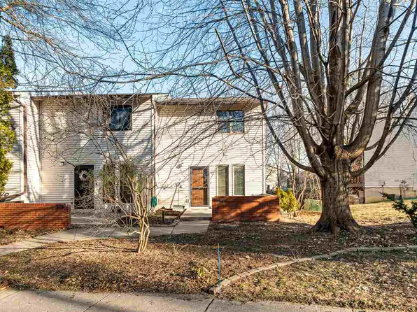 380 Samoa Pl, Iowa City, IA 52246