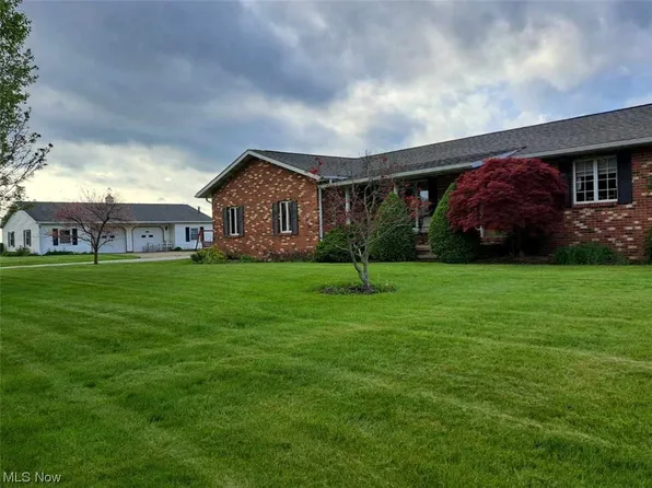 5 Stoll Dr, Marshallville, OH 44645