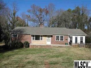 704 5th St SW, Conover, NC 28613