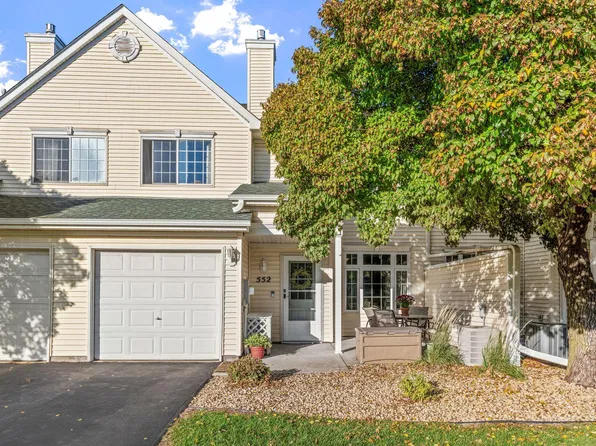 552 Aqua Cir, Lino Lakes, MN 55014