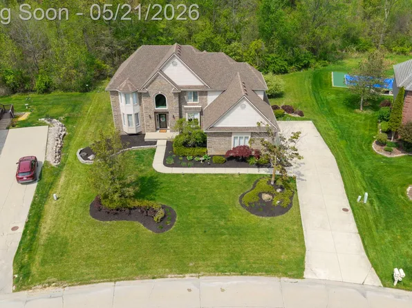 3772 Fawn Dr, Rochester, MI 48306