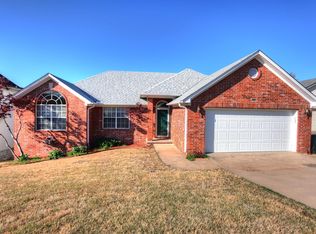 11607 Shady Ridge Dr, Little Rock, AR 72211
