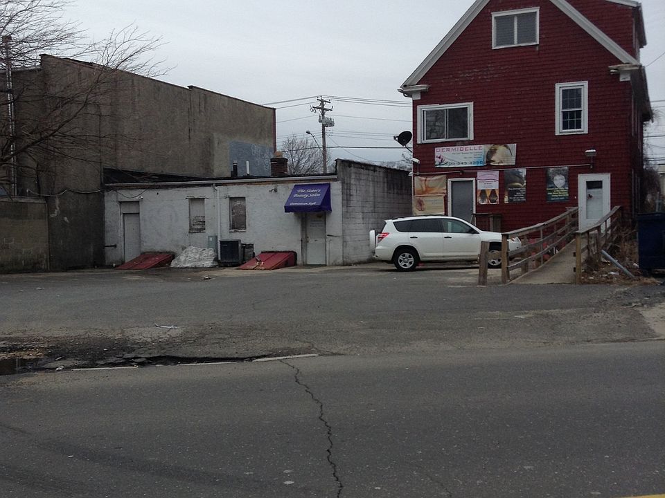 2nd image of 3788 Main St. #1--5