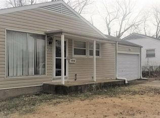 10728 Spring Garden Dr, Saint Louis, MO 63137
