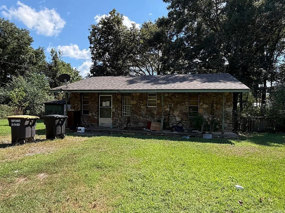 1st image of 46 Lawrence Landing Rd