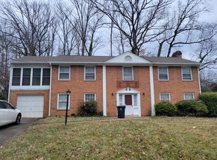7312 Riverdale Rd, Lanham, MD 20706