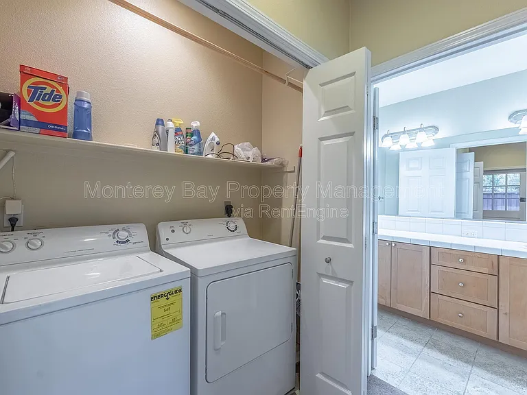 594 Lopez Ave — Photo 4