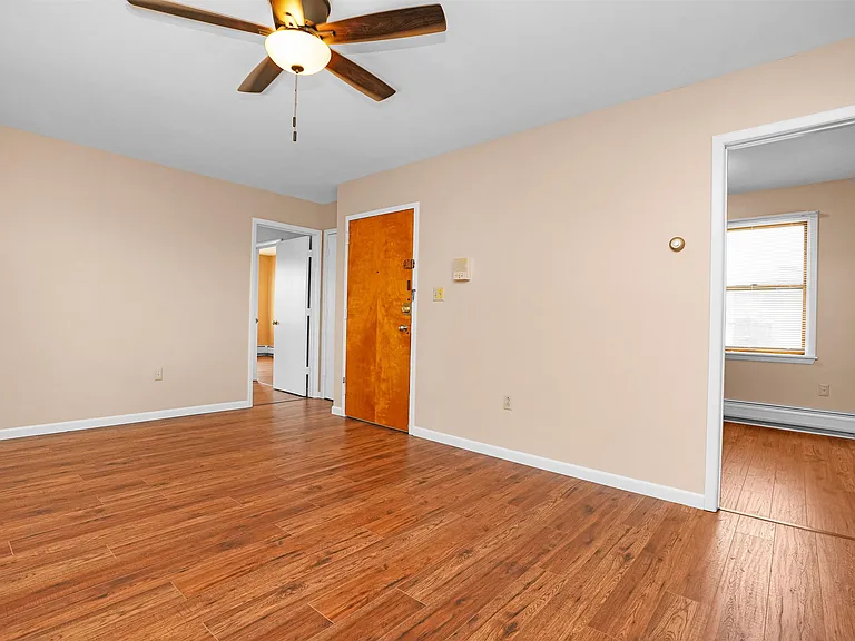 200 Culver Ave #3 — Photo 10